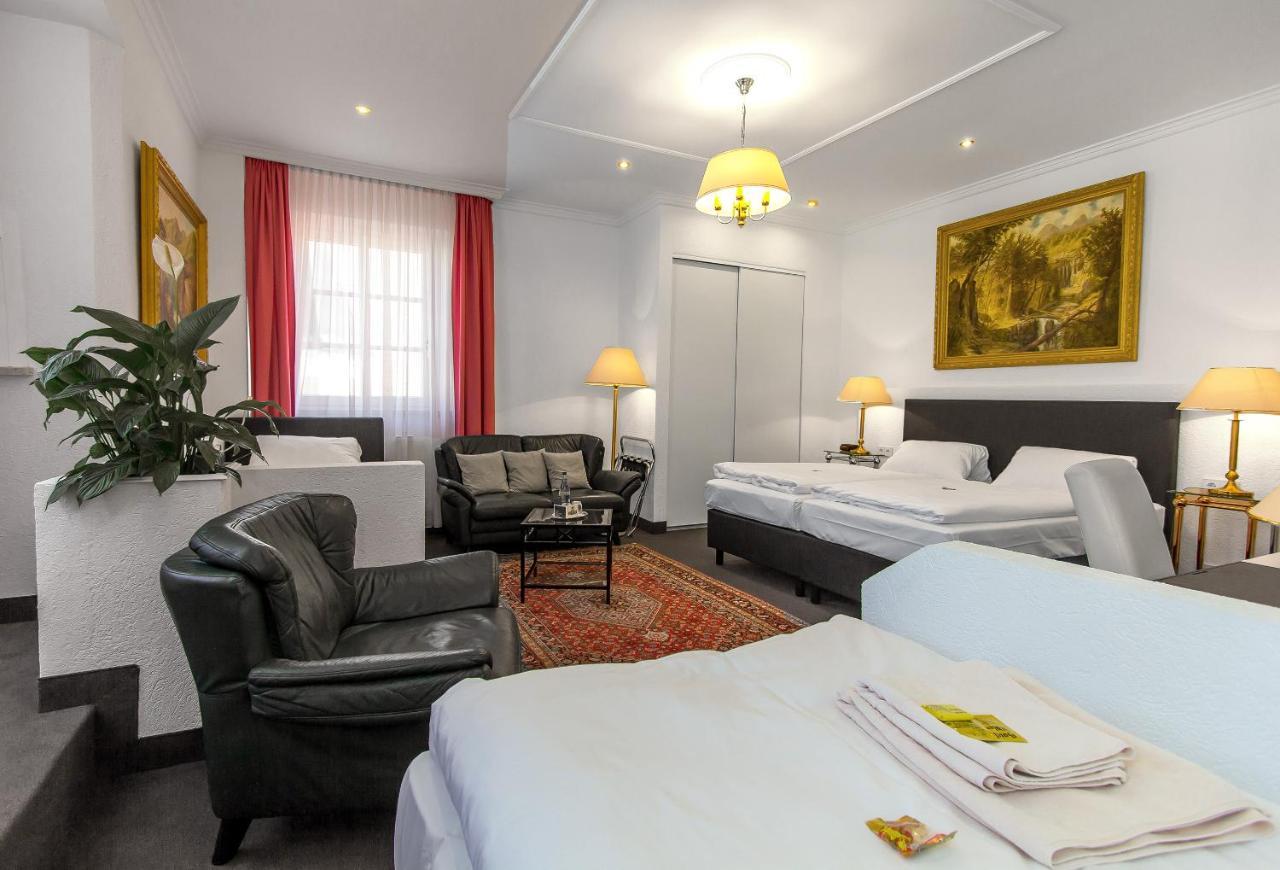 Adler Hotel